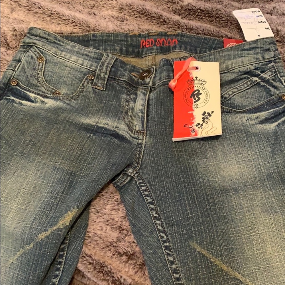 NWT RED SNAP JEANS SZ 7 Juniors / 8 Adult Z19